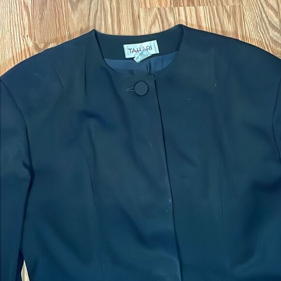 Vintage Tahari Wool Dress Jacket Coat Black, Quiet Luxury, long blazer, 12 - Picture 3 of 9